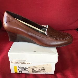 Naturalizer Deidra leather wedge